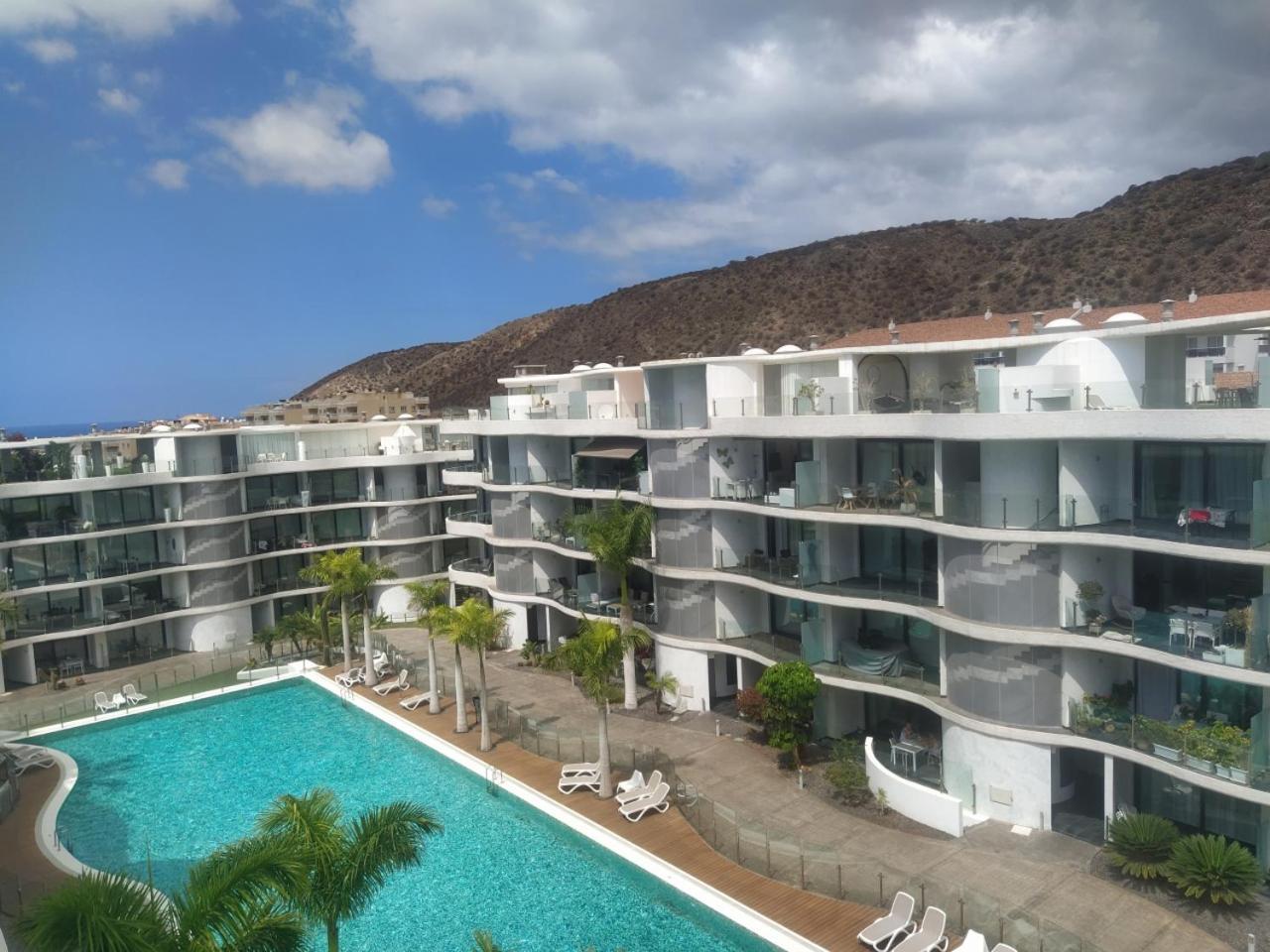 Luxury Avilla Las Olas - Swimming Pool 85M Long - Garage 滨海帕尔姆 外观 照片
