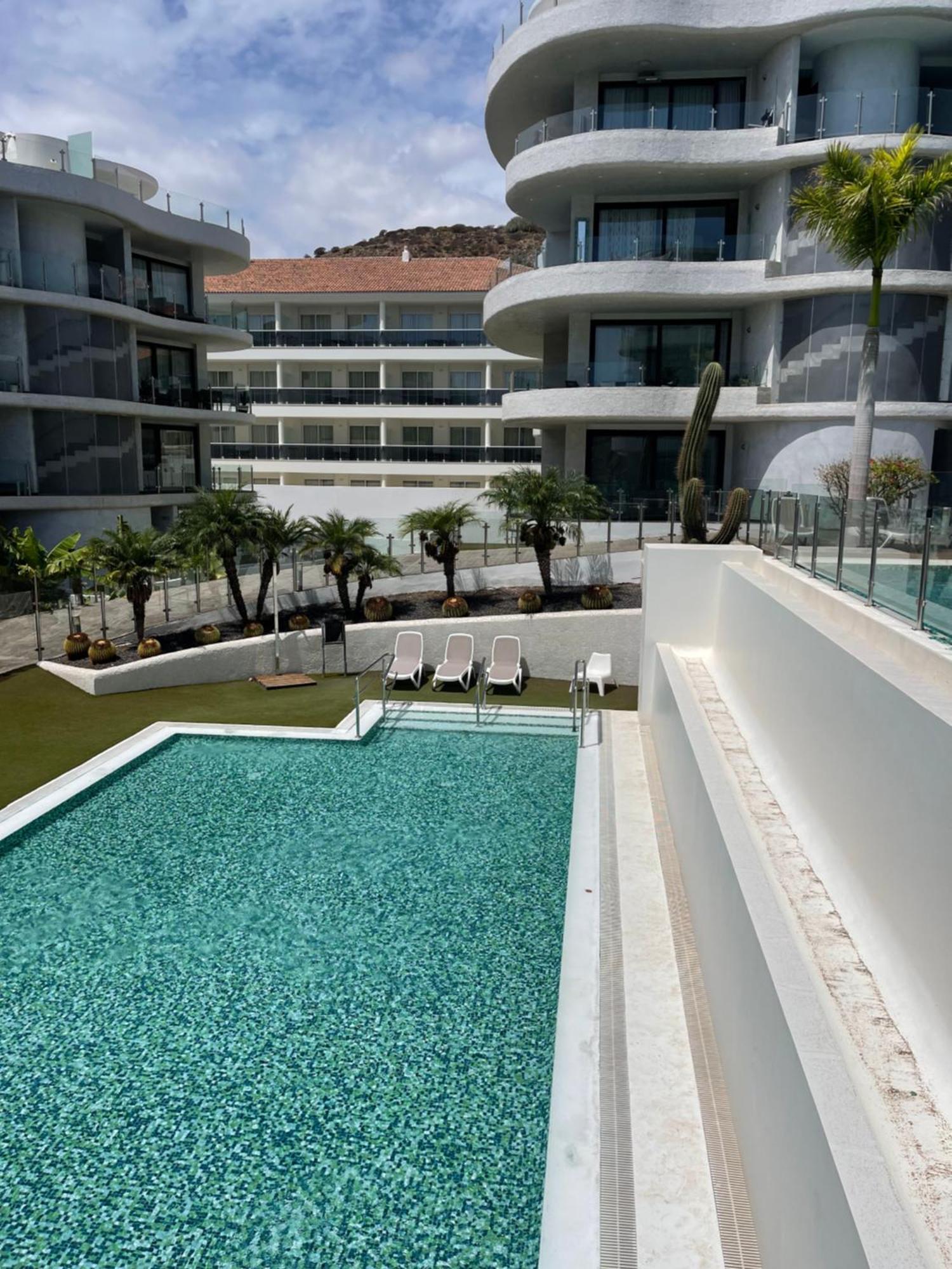 Luxury Avilla Las Olas - Swimming Pool 85M Long - Garage 滨海帕尔姆 外观 照片